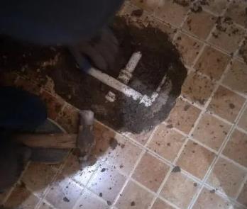 西充卫生间漏水维修公司为您分享下卫生间渗水如何处理及注意事项