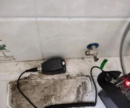 西充屋顶漏水维修公司分享下卫生间漏水的危害及解决方法